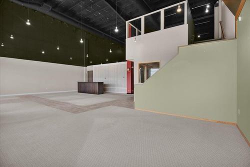 2840  Calgary Trail, Edmonton, AB 