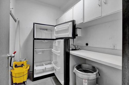 2840  Calgary Trail, Edmonton, AB 