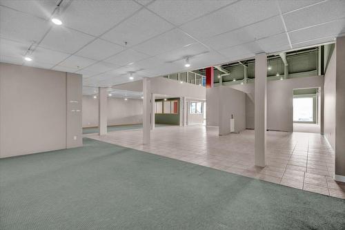 2840  Calgary Trail, Edmonton, AB 