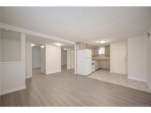 A, B-26 Westview Terr, Riverview, NB 