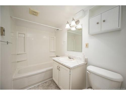 A, B-26 Westview Terr, Riverview, NB 