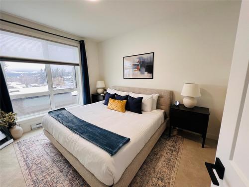 403-510 14Th Street, Invermere, BC - Indoor Photo Showing Bedroom