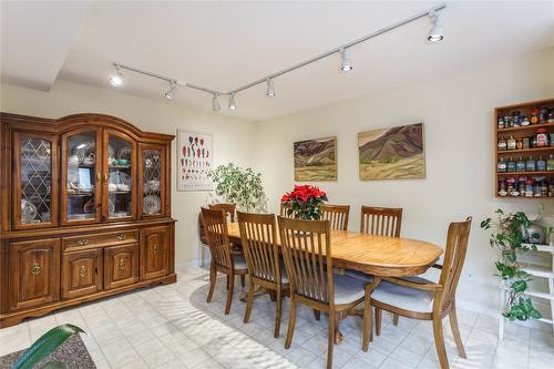 2094 Saddleview Avenue, Lumby, BC - Indoor Photo Showing Dining Room