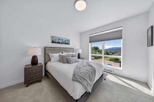 405-510 14Th Street, Invermere, BC - Indoor Photo Showing Other Room