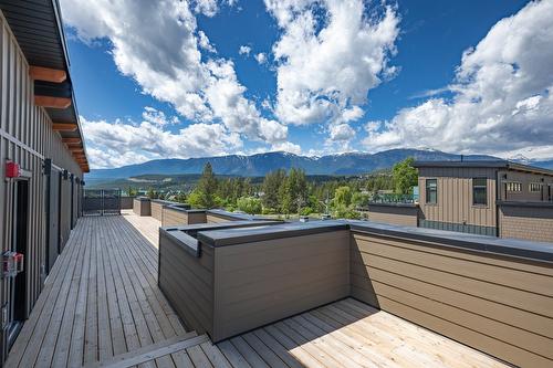 405-510 14Th Street, Invermere, BC - Outdoor With Deck Patio Veranda