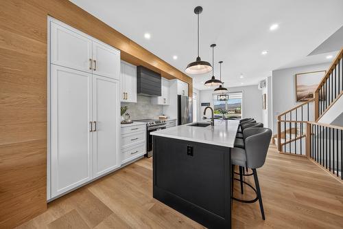 405-510 14Th Street, Invermere, BC - Indoor Photo Showing Dining Room