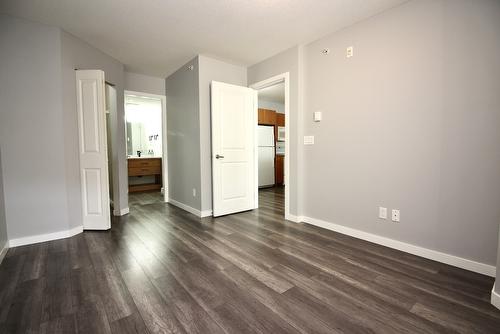 411-539 Yates Road, Kelowna, BC - Indoor Photo Showing Other Room