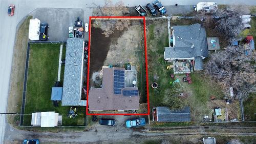 9209 Wallis Avenue, Wilmer, BC - 