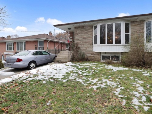 215 Woodsworth Road, Toronto, ON 