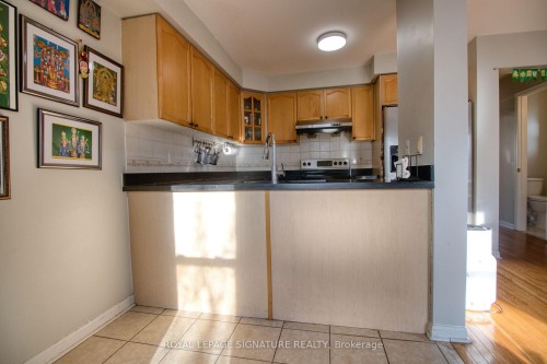 52-5980 Whitehorn Avenue, Mississauga, ON - Indoor Photo Showing Kitchen