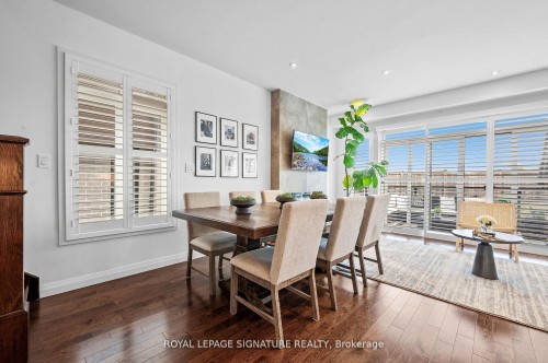 22-35 Midhurst Heights, Hamilton, ON - Indoor Photo Showing Dining Room