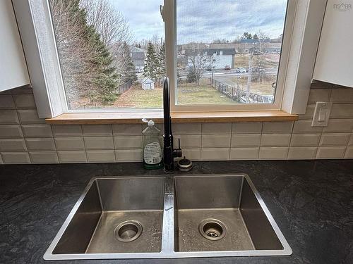 18 Princeton Court, Salmon River, NS 