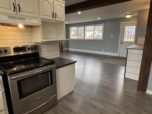 18 Princeton Court, Salmon River, NS 