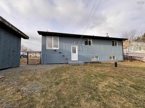 18 Princeton Court, Salmon River, NS 