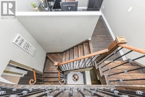 60 Valleyway Drive, Brampton, ON - Indoor