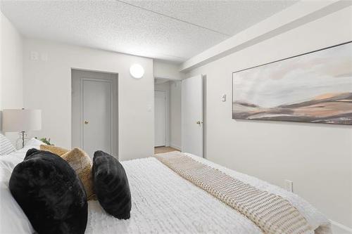 1410-15 Kennedy St, Winnipeg, MB 