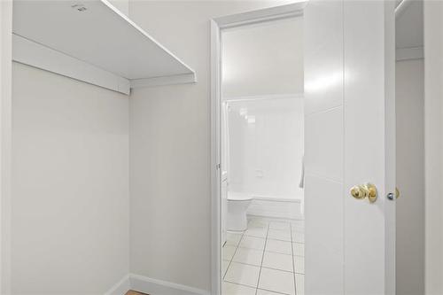 1410-15 Kennedy St, Winnipeg, MB 