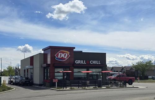 15  Hawkridge Blvd, Penhold, AB 