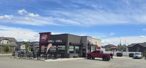 15  Hawkridge Blvd, Penhold, AB 