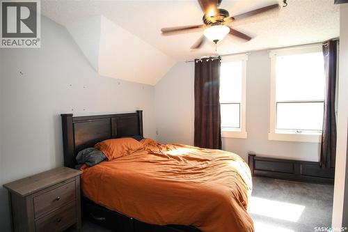 538 1St Street E, Shaunavon, SK - Indoor Photo Showing Bedroom