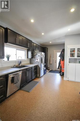 538 1St Street E, Shaunavon, SK - Indoor Photo Showing Kitchen