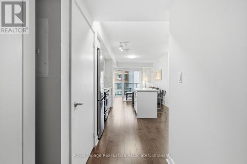 1606 - 58 Orchard View Boulevard, Toronto, ON - Indoor Photo Showing Other Room