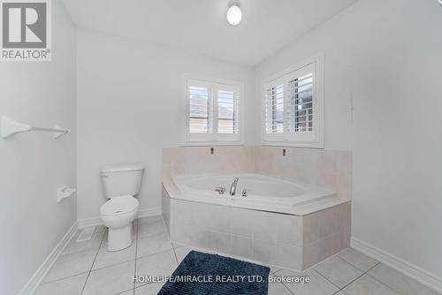 10 Kenora Street, Brampton, ON - Indoor Photo Showing Bathroom