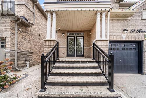 10 Kenora Street, Brampton, ON 