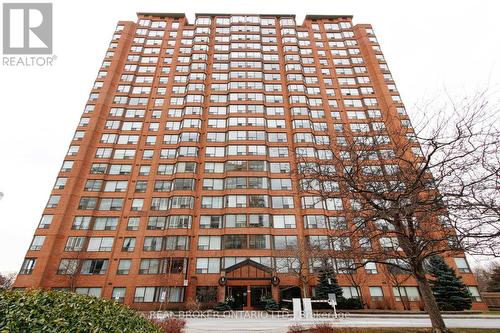 1914 - 1270 Maple Crossing Boulevard, Burlington, ON - Outdoor With Facade