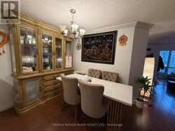 1513 - 155 HILLCREST AVENUE  Mississauga, ON L5B 3Z2