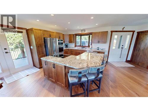 8380 Richardson Crescent, Canal Flats, BC - Indoor