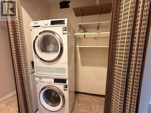 214 11510 225 Street, Maple Ridge, BC - Indoor Photo Showing Laundry Room
