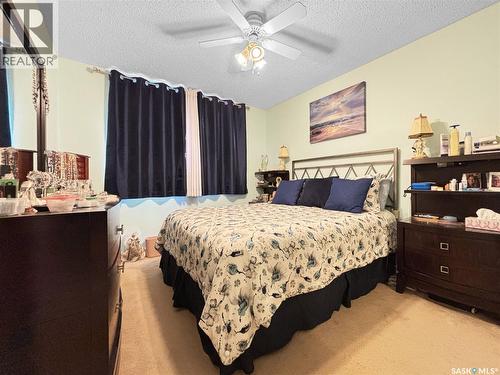 118 Cockburn Crescent, Saskatoon, SK - Indoor Photo Showing Bedroom