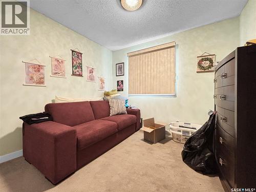 118 Cockburn Crescent, Saskatoon, SK - Indoor Photo Showing Living Room