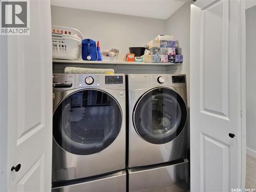 119 Doran Way, Saskatoon, SK - Indoor Photo Showing Laundry Room