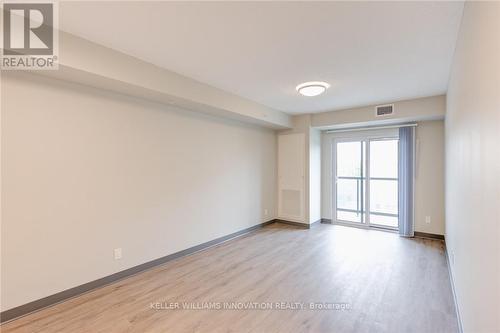 911 - 595 Strasburg Road, Kitchener, ON - Indoor Photo Showing Other Room