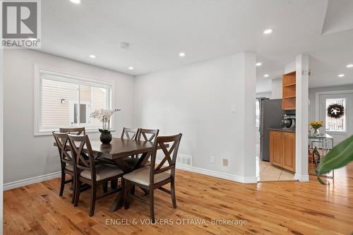 2060 Gardenway Drive, Ottawa, ON - Indoor Photo Showing Dining Room