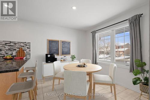 2060 Gardenway Drive, Ottawa, ON - Indoor Photo Showing Dining Room