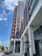 1522 - 31 TIPPETT ROAD E  Toronto, ON M3H 2V1