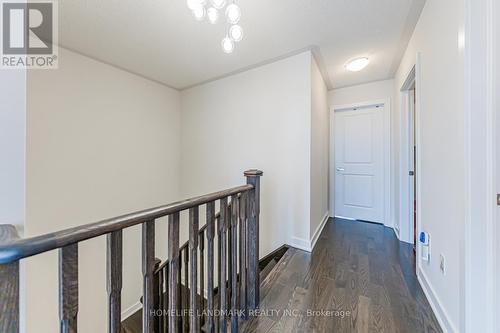 62 Helliwell Crescent, Richmond Hill, ON - Indoor Photo Showing Other Room