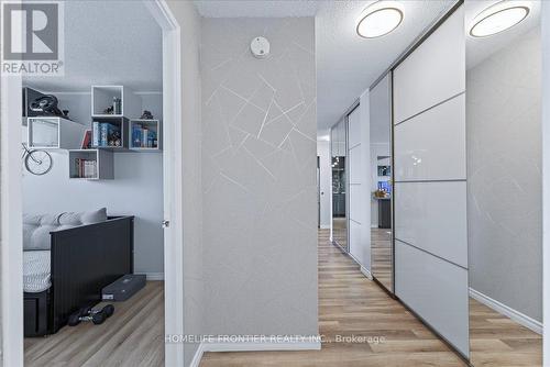 605 - 2301 Derry Road W, Mississauga, ON 