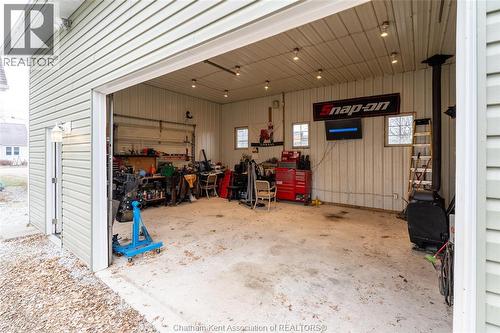 104 Brander Avenue, Wallaceburg, ON -  With Exterior