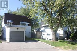 LOWER - 54 GLADSTONE SQUARE  Brampton, ON L6S 2H5