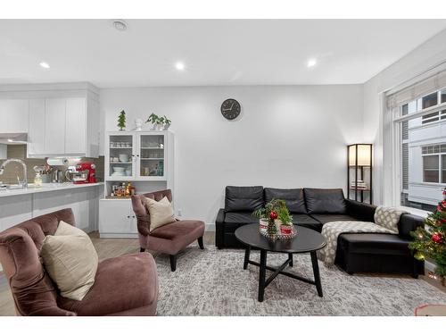 9 11267 133 Street, Surrey, BC 