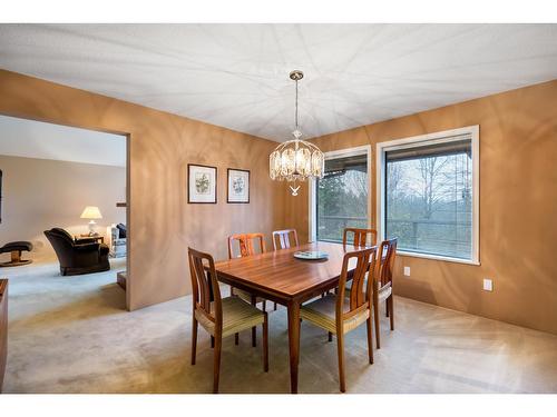13193 Coulthard Road, Surrey, BC - Indoor Photo Showing Dining Room