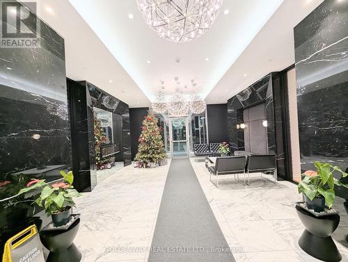 321 - 31 Tippett Road, Toronto, ON - Indoor Photo Showing Other Room