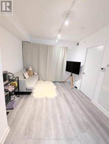 321 - 31 Tippett Road, Toronto, ON - Indoor