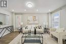 14 Gateway Court, Whitby, ON  - Indoor Photo Showing Living Room 