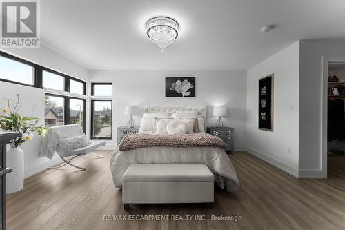 14 Willowbrook Drive, Welland, ON - Indoor Photo Showing Bedroom
