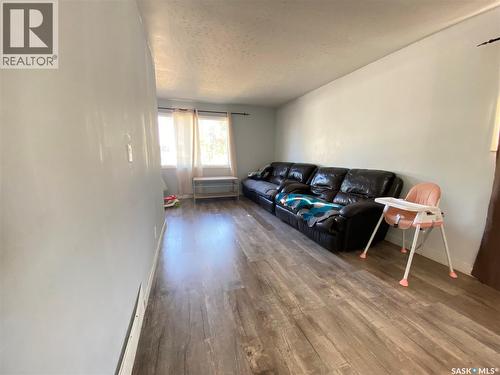 748 Rae Street, Regina, SK - Indoor